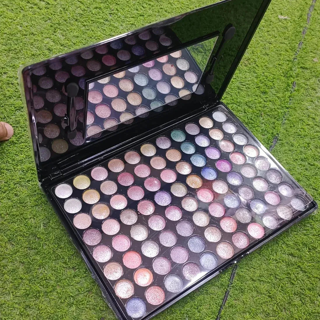 88 Colors Eyeshadow palette