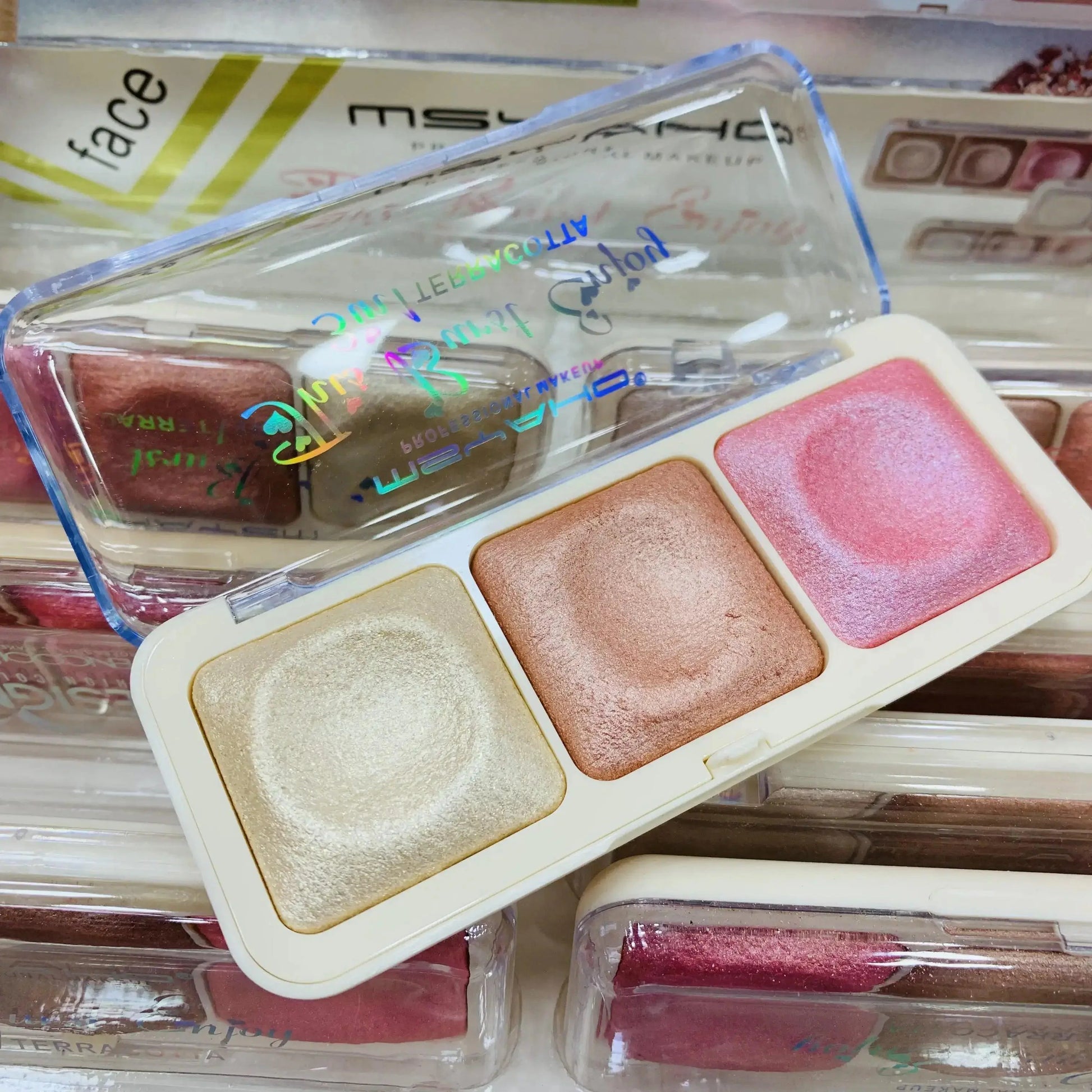 3 in 1 Msyaho Blush Highlighter
