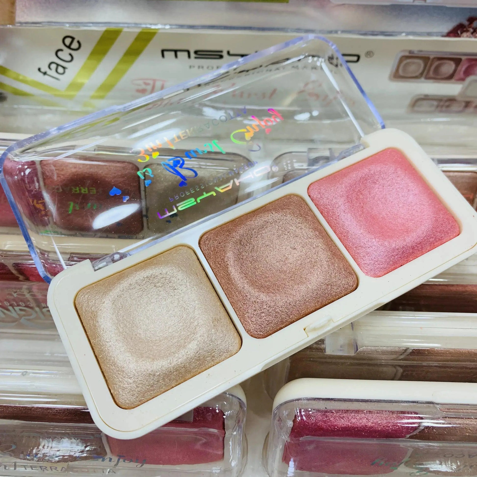 3 in 1 Msyaho Blush Highlighter