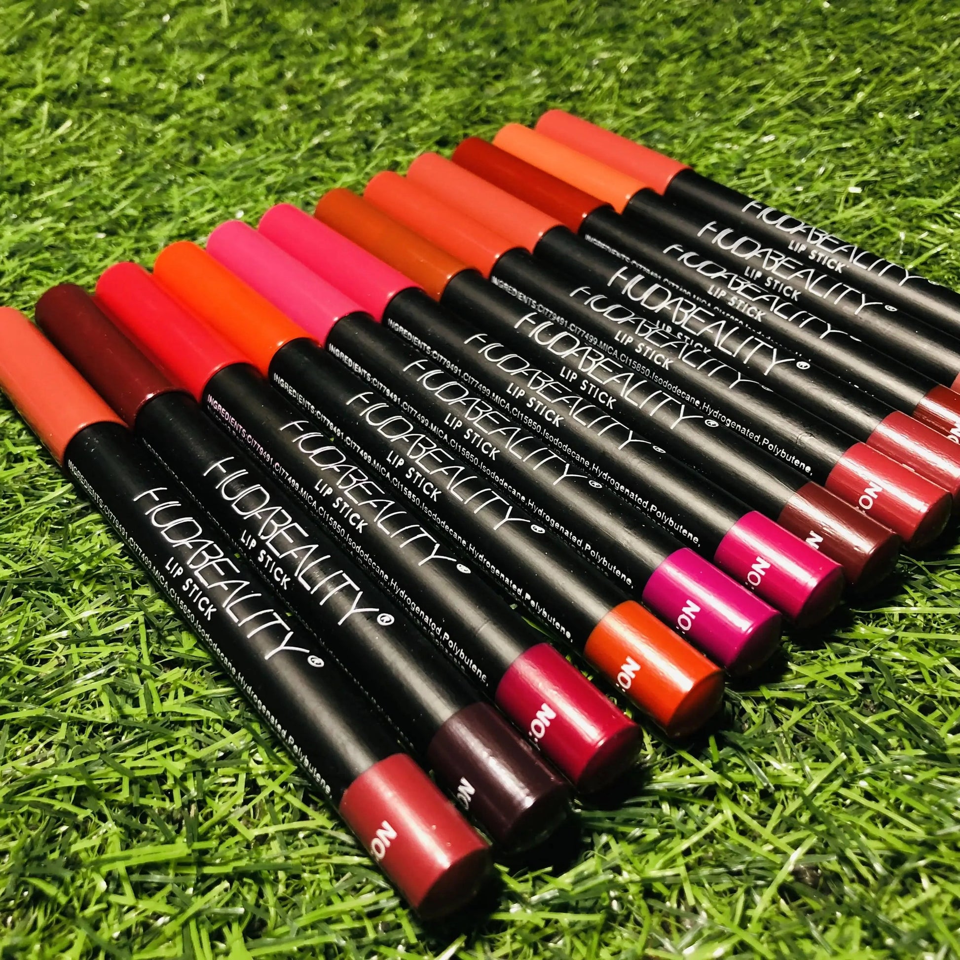 Huda Lip Pencil Pack of 12