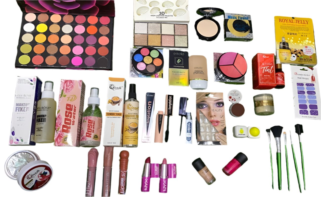 Complete Makeup Kit ( Pcs 23 )