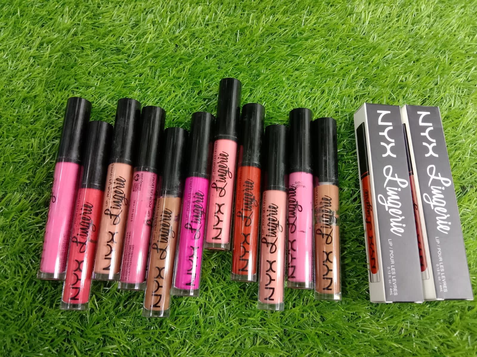 Nyx gloss ( pack 12 )