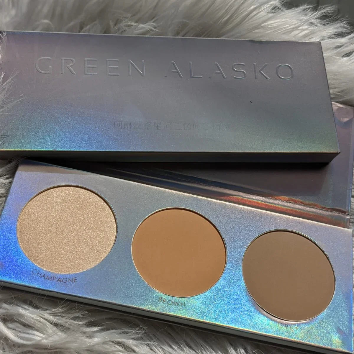 Green Alasko Galaxy Highlighter, Bronzer, Contour Kit (3 Colors)